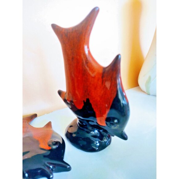 Canuck pottery Canada Angelfish Figurines(set of 2) Red Drip Glaze 8" tall - Picture 9 of 11